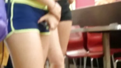 para un estudio diligente, el maestro besó a su alumno videos porno abuelas mexicanas tanto en el coño como en el culo