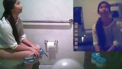 Digitación, mirando a su novia putas mexicanas xvideos japonesa, y luego follándola.